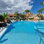 Exclusive Penthouse Playa Las Vistas 4 Close To The Sea And Beach, Aircondition For A Fee, Wifi, Terrace, Heated Pool