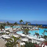 Modern Apartment In Las Americas, Lk520 With Pool Close To The Ocean