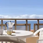 Costa Azul Views Apartment