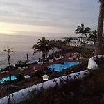 Apartamento Con Jardin Y Piscina