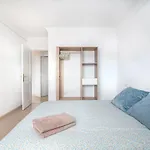 Apartamento En Barrio Tipico: Experiencia Local.