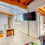 Big Terraced House, 100M To The Beach, With Bbq And Sea View