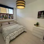 Spacious 1 Bedroom Apartment With Pool & Ocean View, Marina Palace