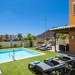 Luxury Villa With Sea View, Heated Pool