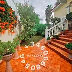 Villa Samarina En La Prestigiosa Zona De La Caleta Golf