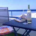 Tropicalidays Paraiso Seafront