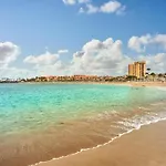 Relaxing Studio, Los Cristianos, Heated Pool, Air Con