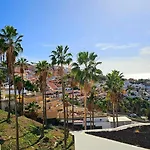 Cozy Sea Views Apartment In Costa Adeje