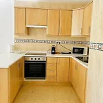 Serene 1-Br Retreat,Private Garden, Callao Salvaje