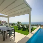 200M New Villa E With Priv/Heated Pool, Ocean View.