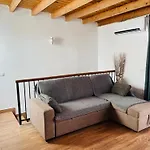 Dakota'S House