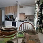 Central Studio With Sea View Balcony!