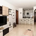 Cozy 2 Bedroom Apartment In Costa Adeje
