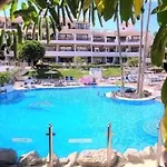 One Bed Ground Floor Pool View Apartment