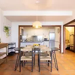 Spectacular Beachfront Loft-Style Casa Corina II