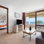 Apto 108 Wonder Located In Front Of The Sea With Swimming Pool