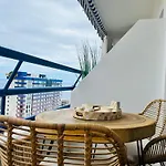 Luxury Kim Apartment, Ocean View & Wifi Free