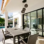 Palmbeach Villa-Luxury