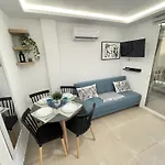 11. Beautiful Esmeralda, A/C, Wifi