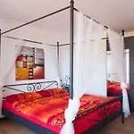 Lovely Apartment In Arona