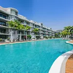 Tranquil Apartment Las Olas