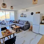 Skyview Apartment
