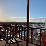 Wohnung Mit Aussicht Auf Meer Und Klippen