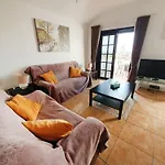 Hajnalka Apartman - Heated Pool And Partial Ocean Views