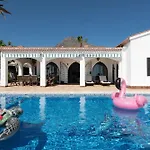 Karat Villa La Armonia