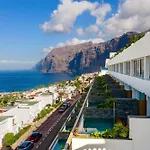 Aquasuites Luxury Penthouse A01
