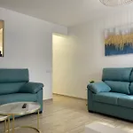 South Corner Holiday Home