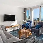 Karat Villa Blue