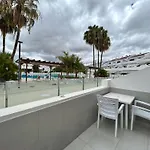 Poolside Apartment In Costa Silenciok102