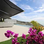Villa Aqualeo