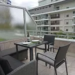 Cozy Apartment In Edificio Bahamas