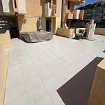 Piso Con Terraza Y Vistas Cerca De La Palya