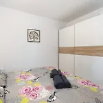 Casa Lizzy - Appartamento Con Vista Giardino N325