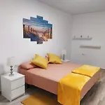 Bonito Y Moderno Apartamento En Buzanada