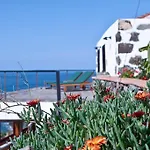 El Faro - Waterfront Cottage
