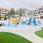 Wonderland With The Best Swimming Pool In Park S III