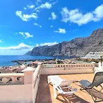 Amazing View Los Gigantes & La Gomera
