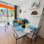 Blue Paradise Apartment