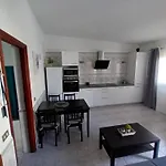 Cozy Spacious Home With Pool And Strong Wi-Fi Chayofita, 6B
