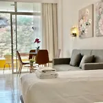 Palm Avenue - Adults Only -