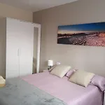 Hostal Mari En La Laguna, Alquiler Habitacion Privada En Hostal, 6 Habitaciones Cerca De La Universidad Y Aeropuerto Norte, 3 Banos Compartidos