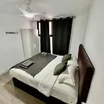 Los Cristianos Oasis, Modern Beachside Duplex