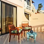 Paradise Court 24
