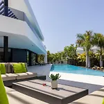 Suncanarias Villa Macaronesia