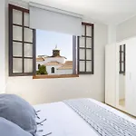 Old City Two-Bedroom Apartment With Sea View