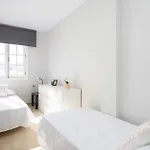 Old Town Cozy Two-Bedroom Apartment